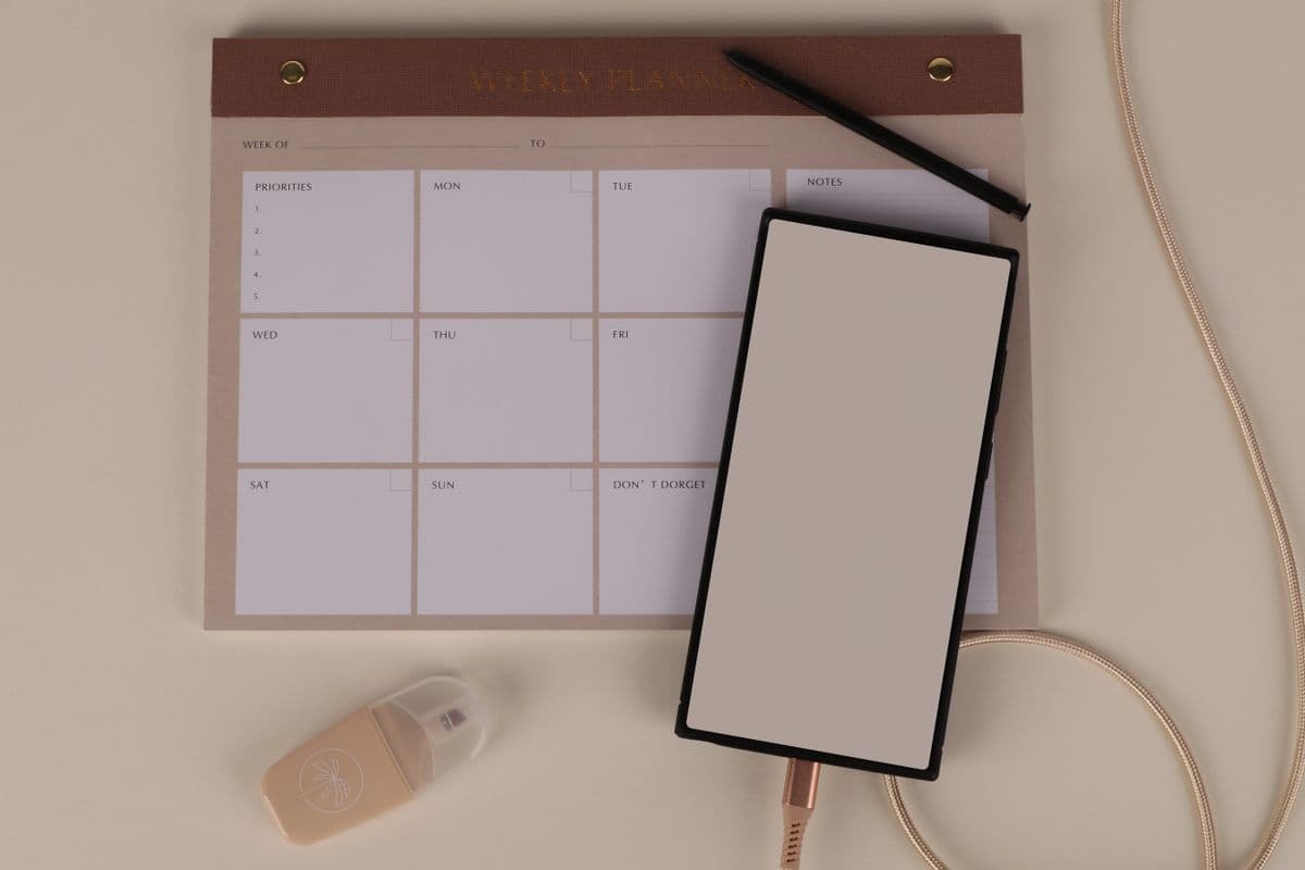 Weekly planner for dosing schedule